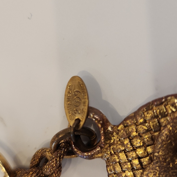 Authentic CHANEL Keychain - Picture 4 of 6